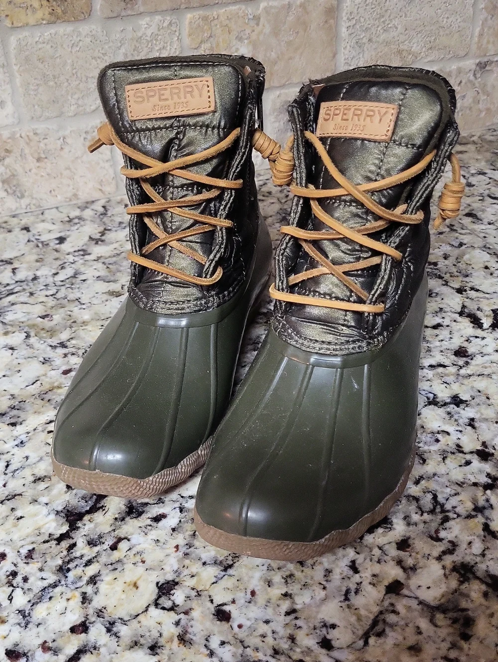 Sperry Saltwater Quilted Duck Boots Women's 8.5